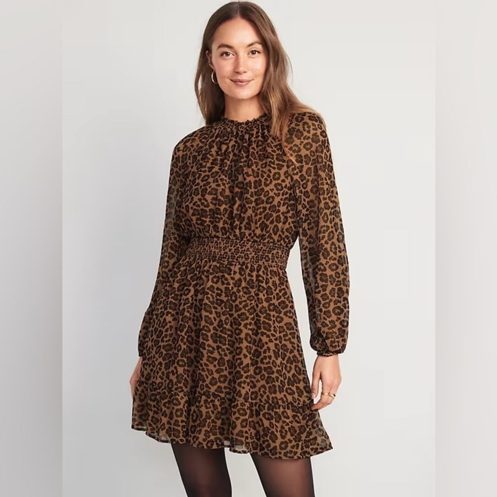 NWT New Old Navy Animal Print Smocked Long Sleeve Mini Dress Size Small Lined - Picture 1 of 14